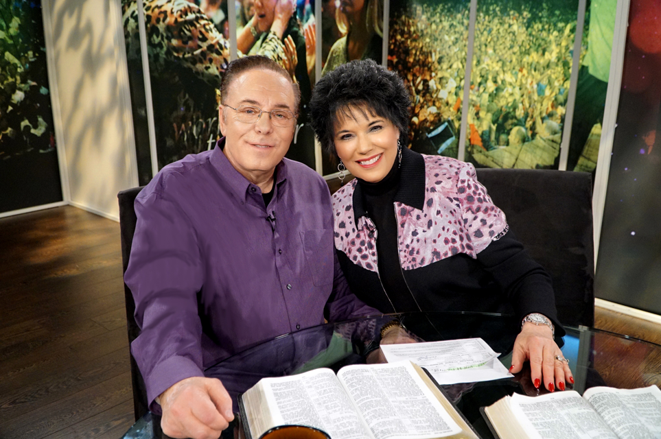 pastor-kenneth-w-hagin-and-rev-lynette-hagin-rhema-bible-church